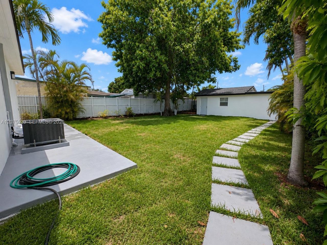7239 NW Third St , Miami, FL 33126 Photo