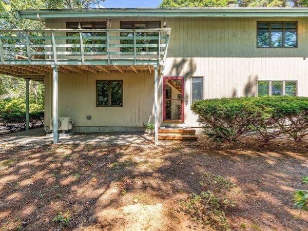 679 Poponessett Road, Barnstable, MA 02635