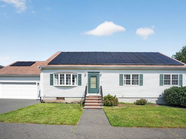 79 Emerald Dr, Lynn, MA 01904