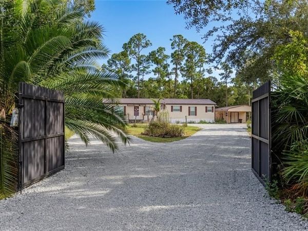 4075 Fort Center AVE , LABELLE, FL 33935
