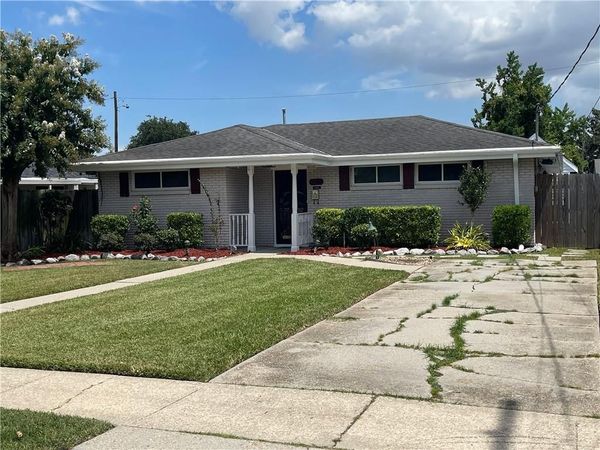 2106 IOWA Avenue , Kenner, LA 70062