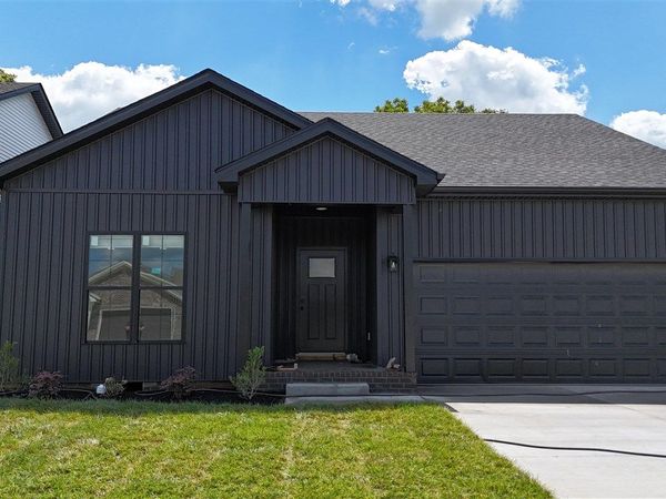 1177 Shallowford Street , Bowling Green, KY 42104
