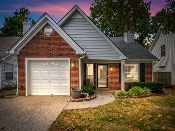 818 Brandyleigh Ct , Franklin, TN 37069
