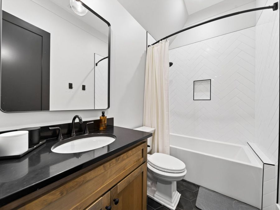 Property Image 92