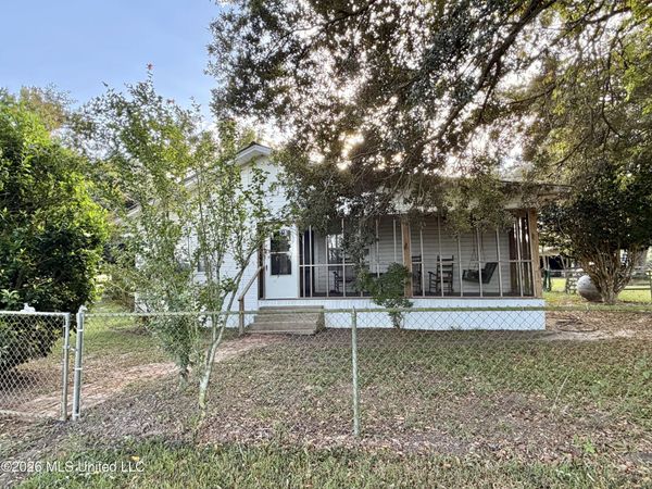 8488+13ac Neely Avera Road, Neely, MS 39461