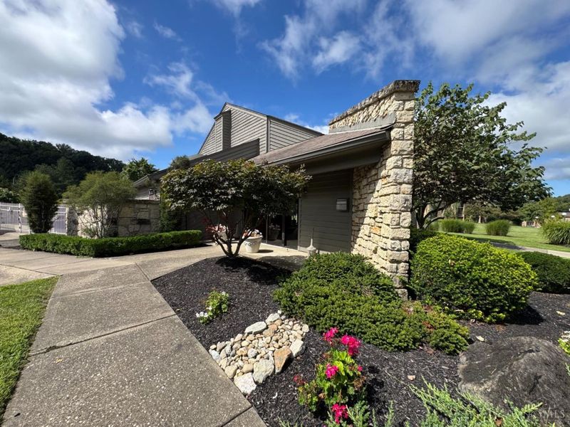 7233 Creekview Drive, Unit 1, Cincinnati, OH 45247 Photo 32