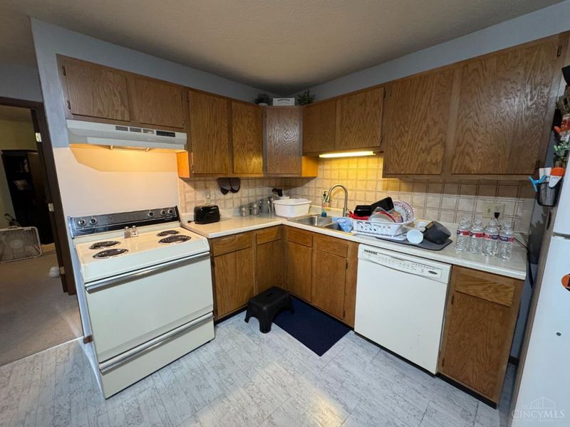 7233 Creekview Drive, Unit 1, Cincinnati, OH 45247 Photo 9