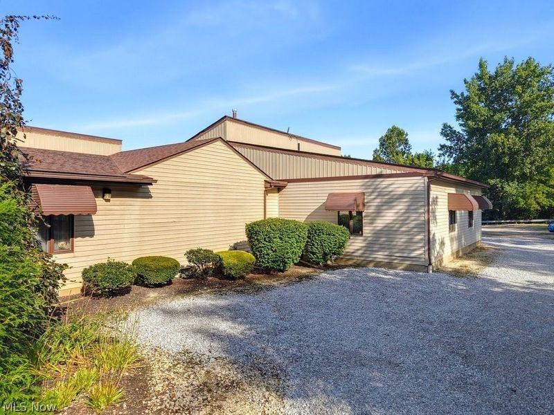 1177 Portage Trail , Cuyahoga Falls, OH 44223 Photo 3