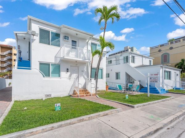 343 Van Buren Street, Unit 3, Hollywood, FL 33019