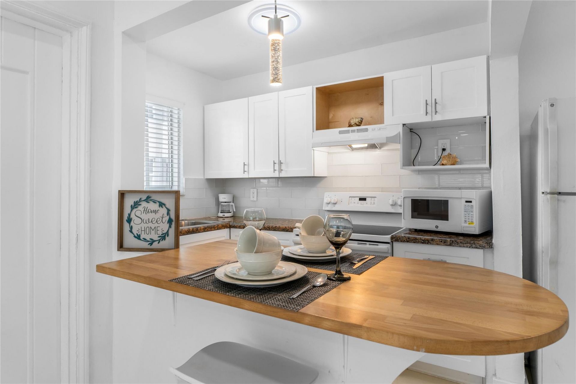 343 Van Buren Street, Unit 3, Hollywood, FL 33019 Photo
