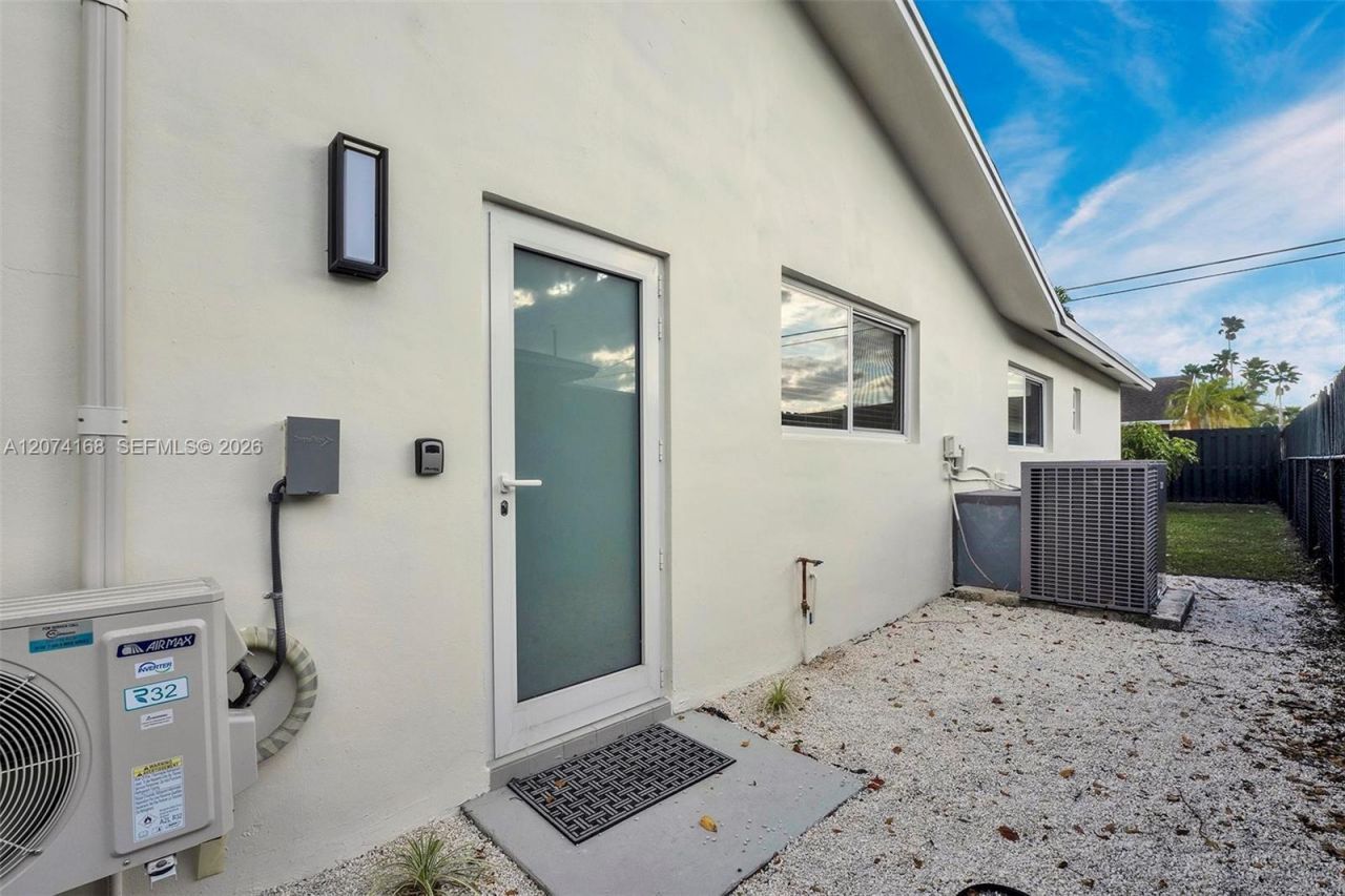 10430 Sunset Strip , Unit SHORT TERM, Sunrise, FL 33322 Photo