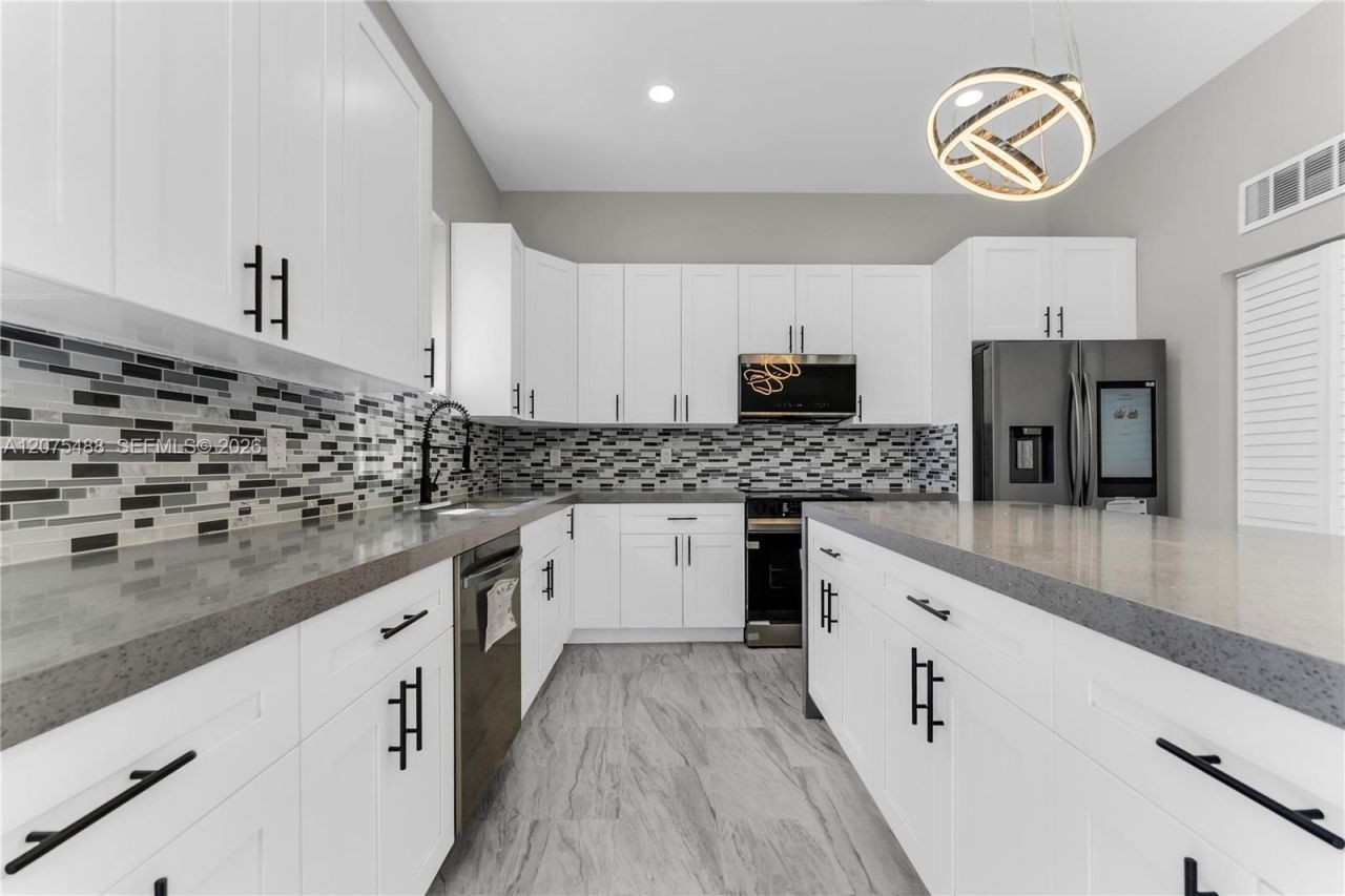 512 NW 23rd Ave, Fort Lauderdale, FL 33311 Photo