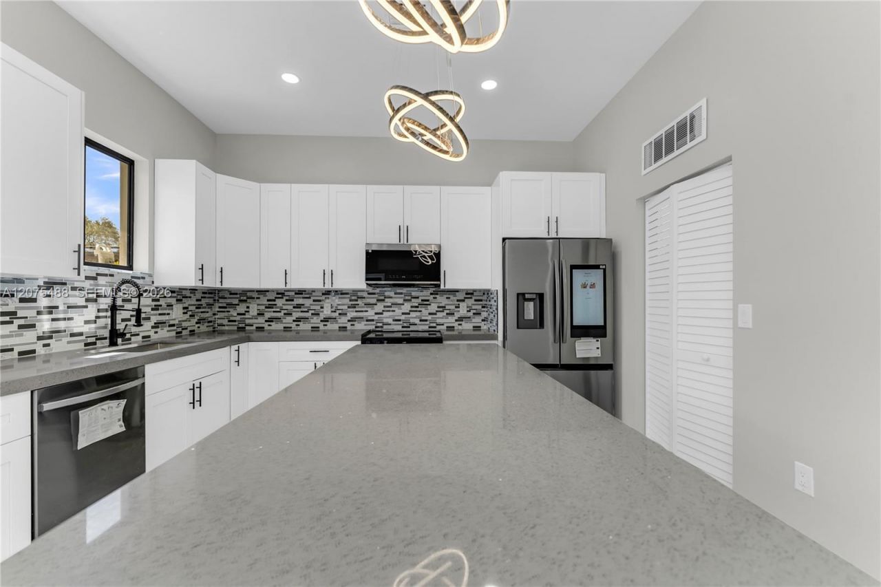 512 NW 23rd Ave, Fort Lauderdale, FL 33311 Photo