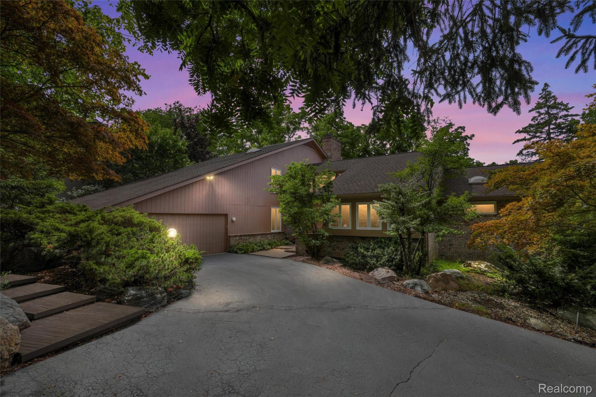 4972 Champlain Circle, West Bloomfield Township, Mi 48323 Main Photo