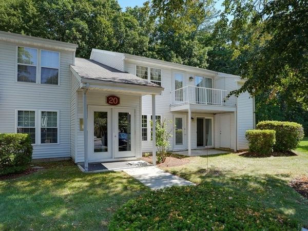 20 Walden Drive, Unit 15, Natick, MA 01760
