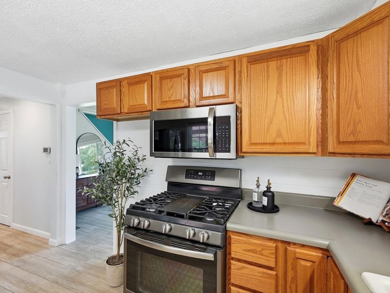 1652 Ridgeway Drive, Springfield, OH 45506 Photo 9
