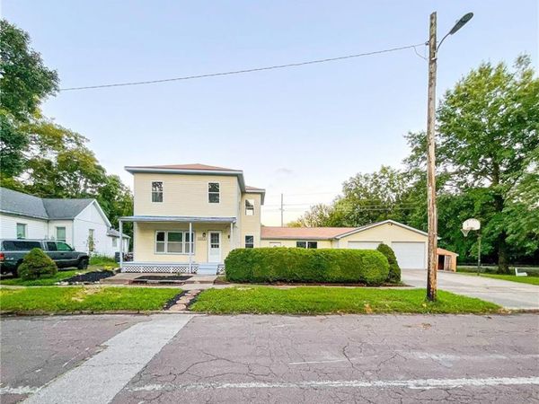 1203 S Massachusetts Avenue, Sedalia, MO 65301