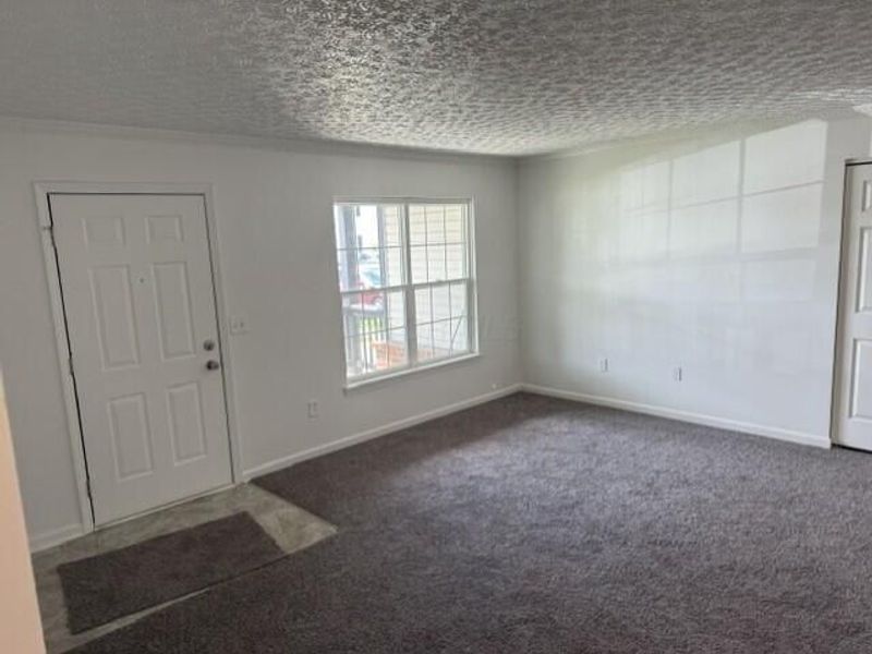 5410 Garden Ridge , Columbus, OH 43228 Photo 4