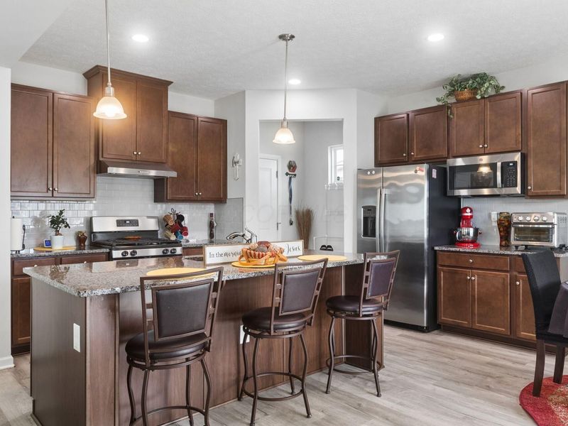 8425 Graystone Drive , Pickerington, OH 43147 Photo 8