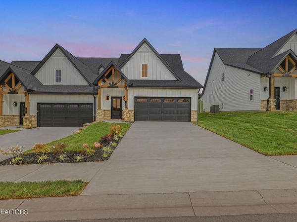 1820 Poplar Springs Place, Maryville, TN 37803