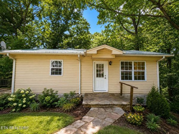 1968 Sparta Hwy, Sparta, TN 38583