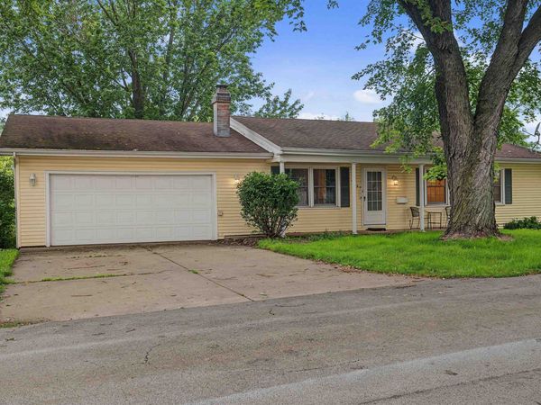 618 Clinton Street, GALENA, IL 61036