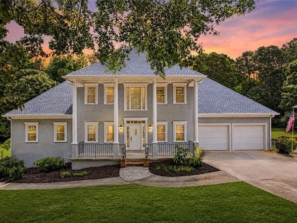 2058 Lakewood Circle , Grayson, GA 30017
