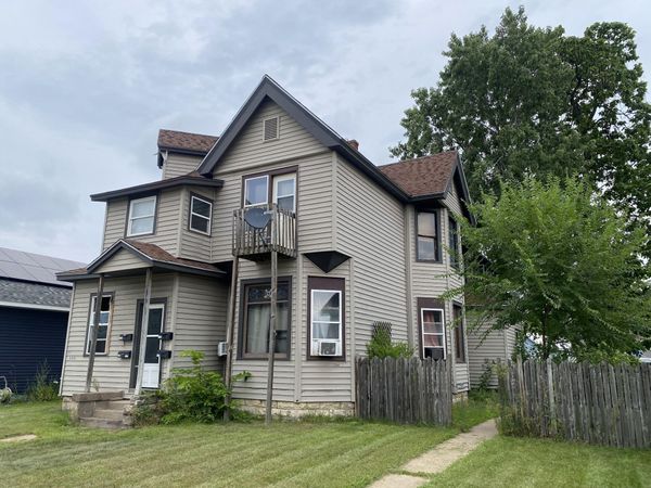 1328 Caledonia St, Unit 1324-1326-, La Crosse, WI 54603