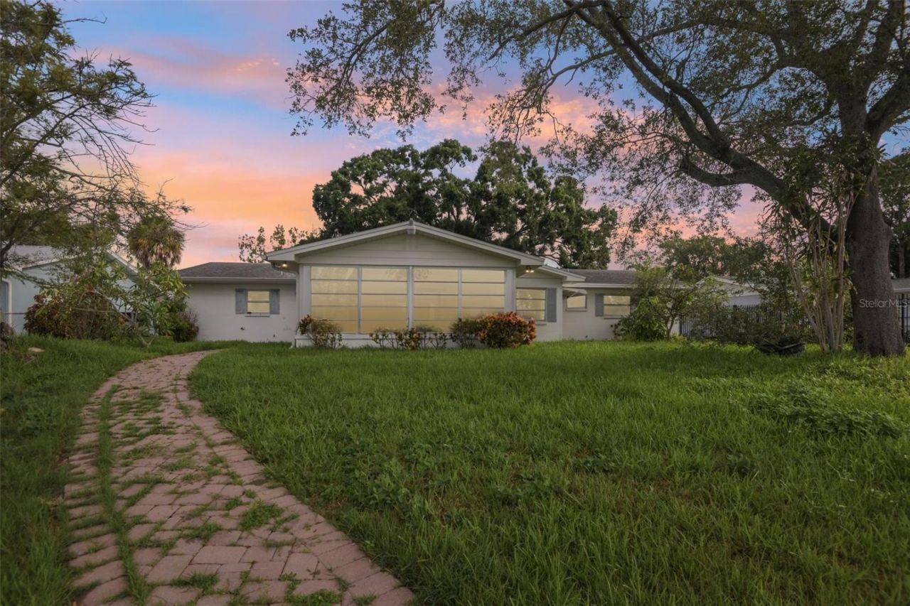 4008 Dana Shores Drive , Tampa, FL 33634 Photo