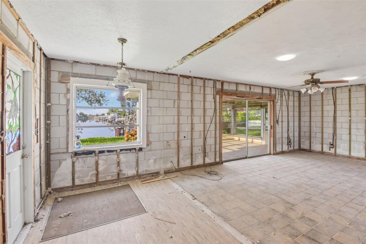 4008 Dana Shores Drive , Tampa, FL 33634 Photo