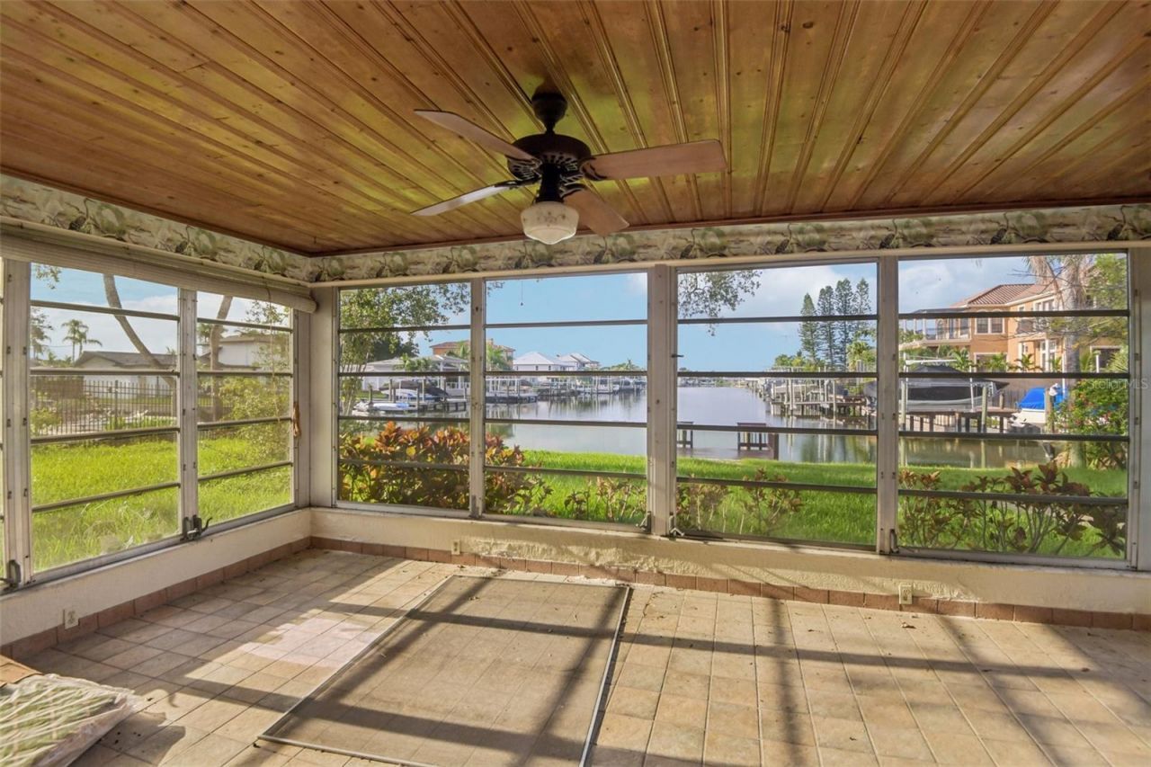 4008 Dana Shores Drive , Tampa, FL 33634 Photo