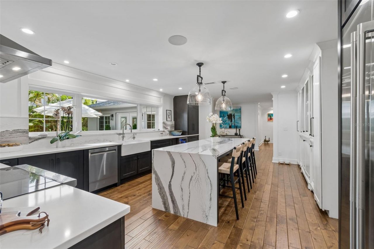 2807 W Fountain Boulevard, Tampa, FL 33609 Photo