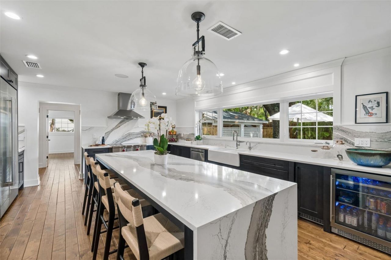 2807 W Fountain Boulevard, Tampa, FL 33609 Photo
