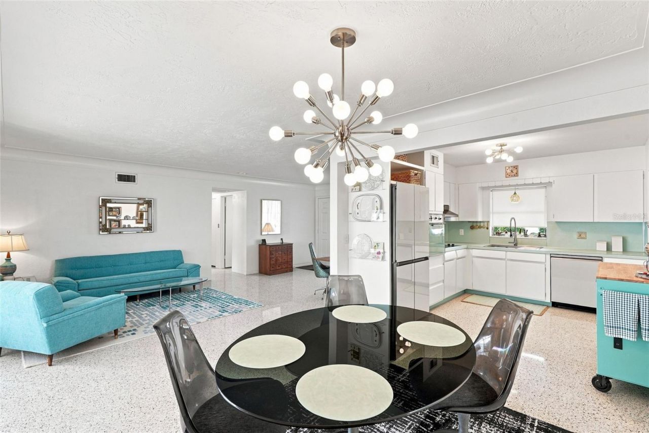 1842 59th Way N, Saint Petersburg, FL 33710 Photo