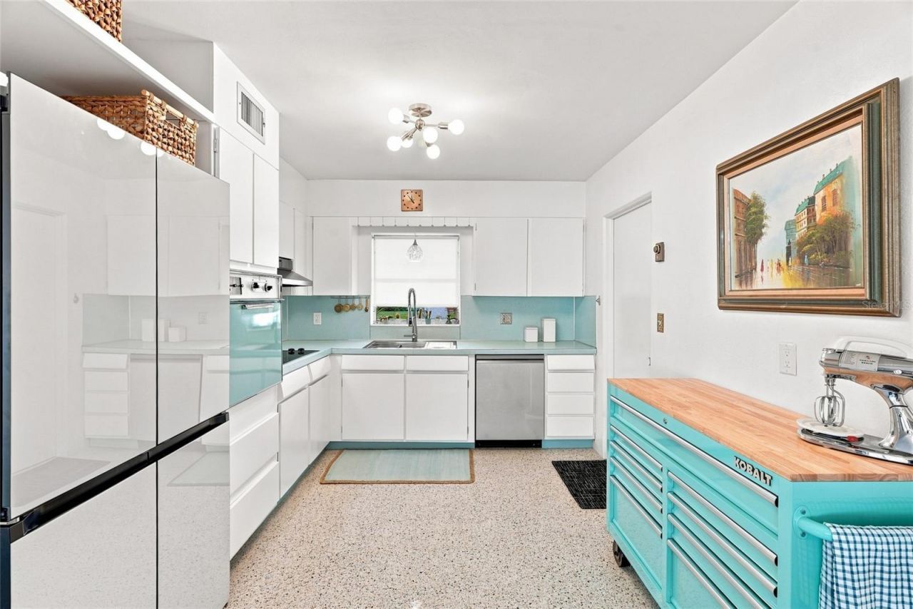1842 59th Way N, Saint Petersburg, FL 33710 Photo