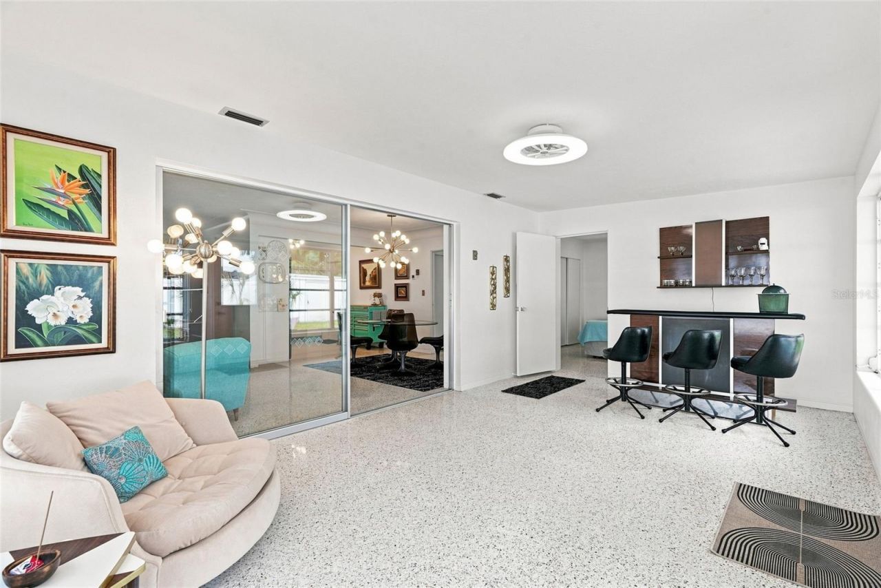 1842 59th Way N, Saint Petersburg, FL 33710 Photo