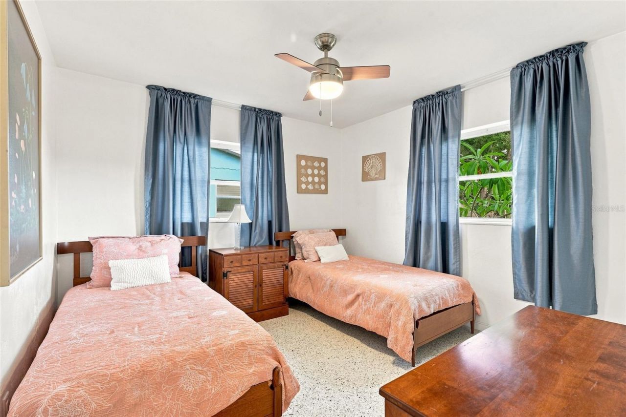 1842 59th Way N, Saint Petersburg, FL 33710 Photo
