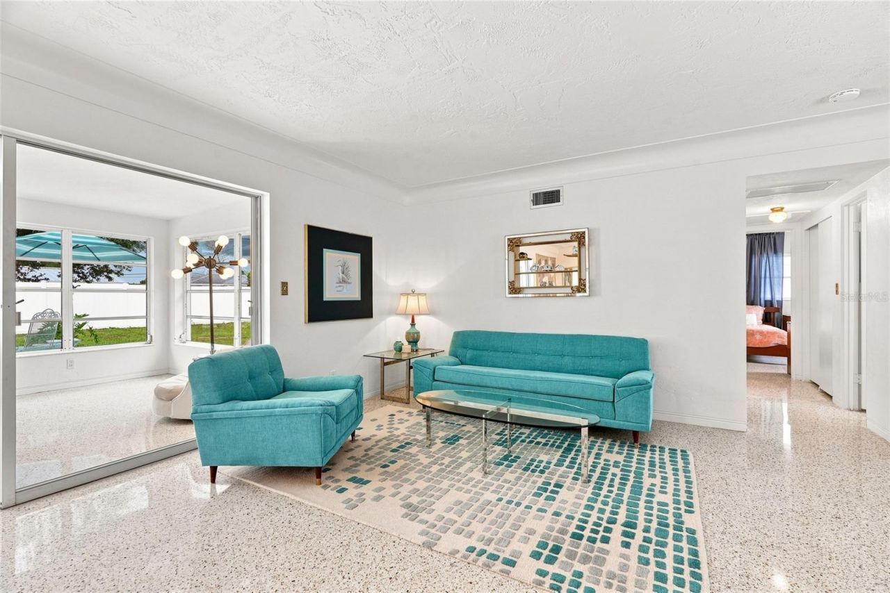 1842 59th Way N, Saint Petersburg, FL 33710 Photo