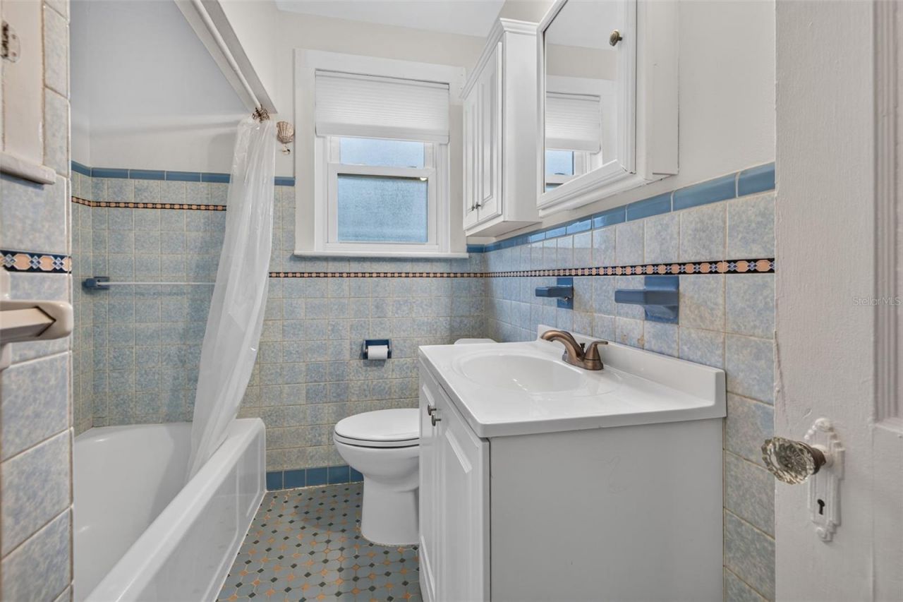 247 25th Street N, Saint Petersburg, FL 33713 Photo