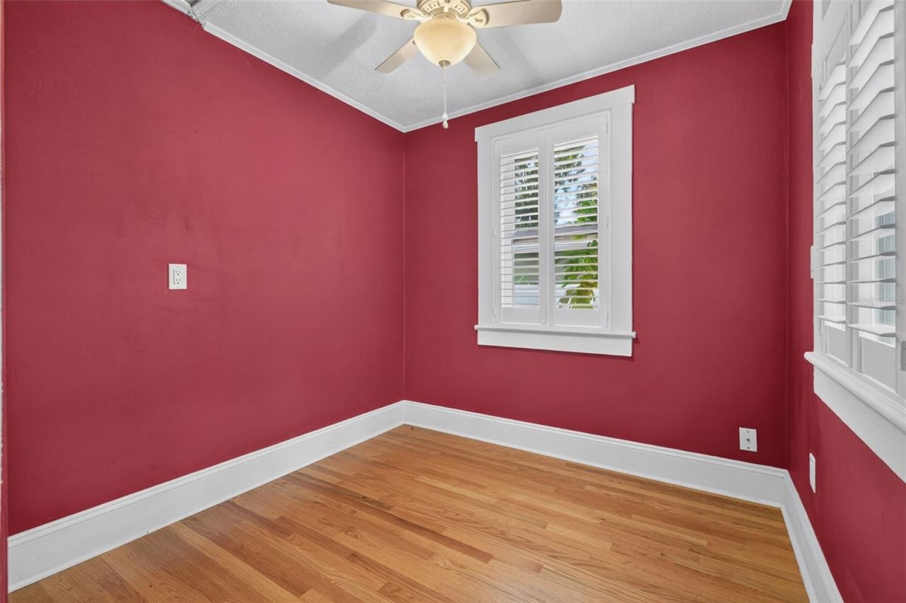 247 25th Street N, Saint Petersburg, FL 33713 Photo
