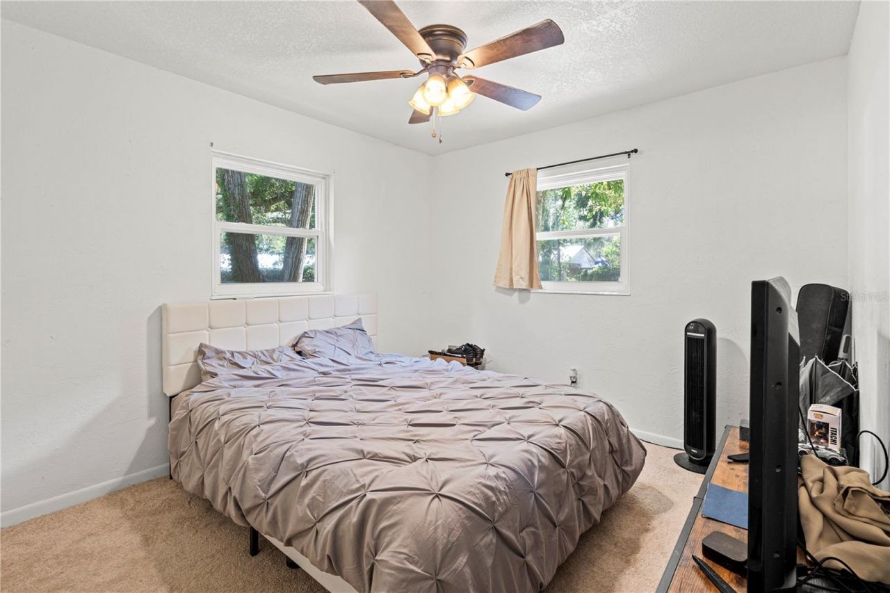 1825 SE 47th Terrace , Gainesville, FL 32641 Photo