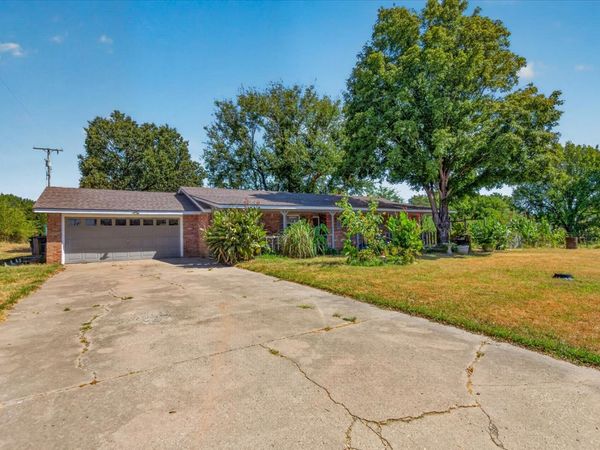 11131 EW Ew 215 Road , Nowata, OK 74048