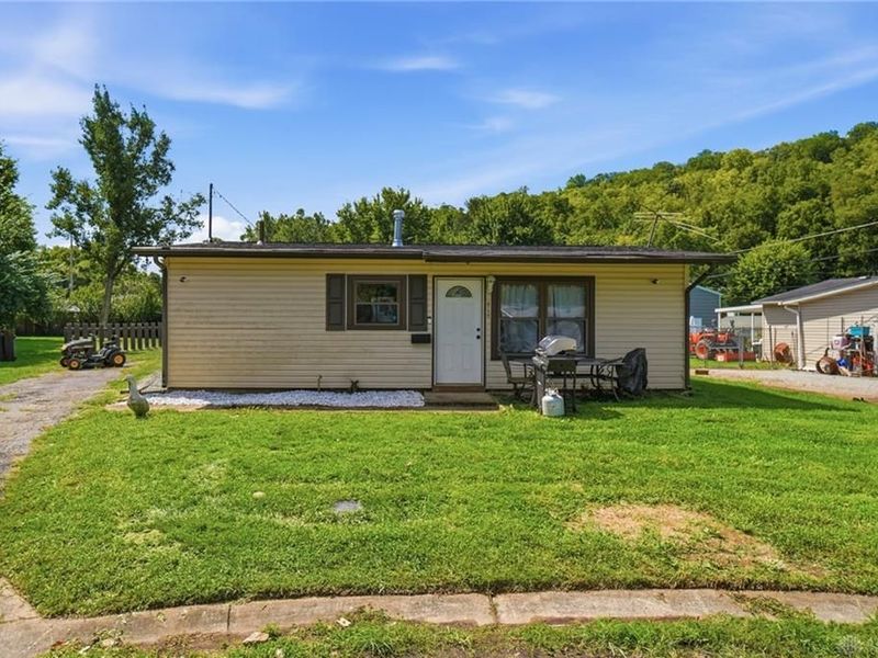 414 Moore Avenue, Miamisburg, OH 45342 Photo 2