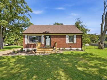 1652 Ridgeway Drive, Springfield, OH 45506