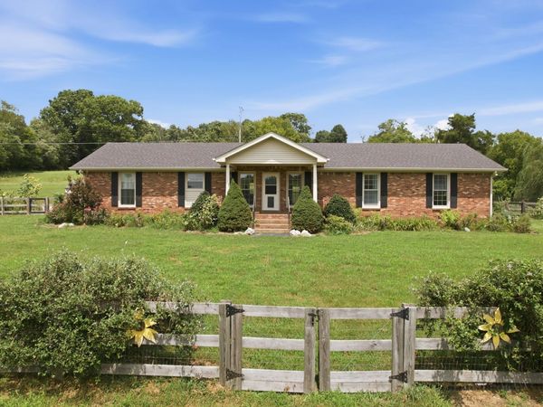5353 Sparta Pike , Watertown, TN 37184