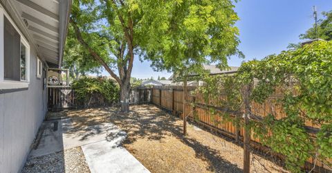 345 E Gault Way, Sparks, NV 89431 Photo