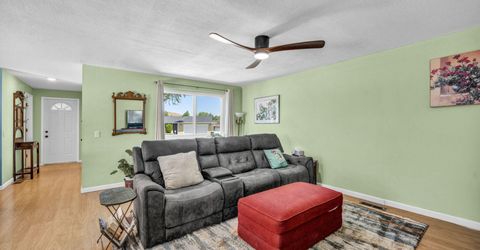 345 E Gault Way, Sparks, NV 89431 Photo