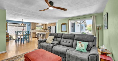 345 E Gault Way, Sparks, NV 89431 Photo