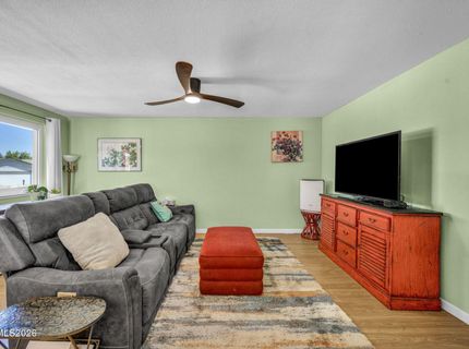 345 E Gault Way, Sparks, NV 89431 Photo
