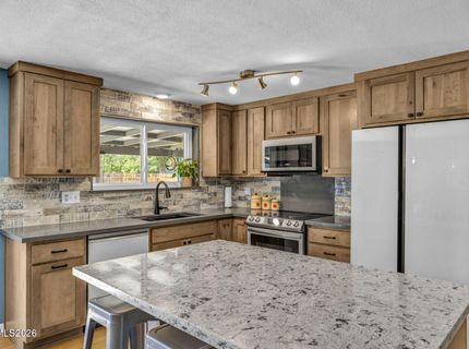 345 E Gault Way, Sparks, NV 89431 Photo